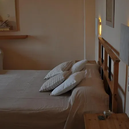 Kim * Achladies (Skiathos)