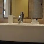 킴 아파트
